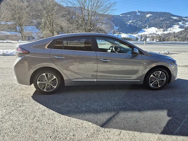 Hyundai Ioniq Plug-in