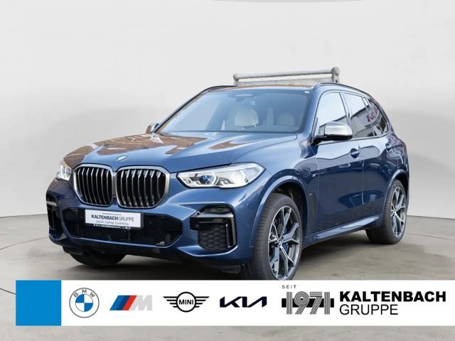 BMW X5 M50i