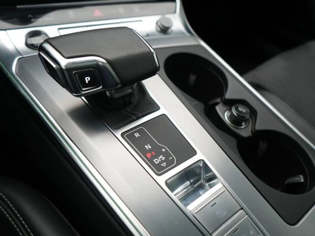 Audi A6 Avant Quattro S-Line