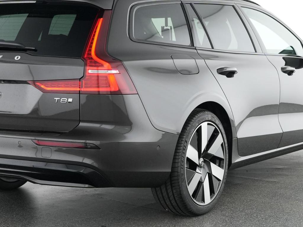 Volvo V60 AWD Dark Hybrid Plus Recharge