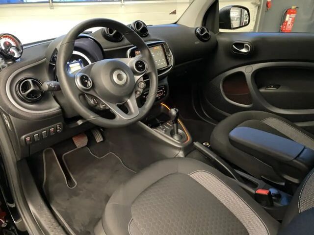 Smart EQ fortwo smart EQ fortwo Exclusive LED Panorama Kamera...