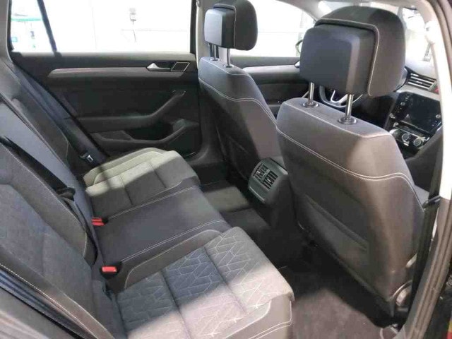 Volkswagen Passat 2.0 TSI Business DSG Variant
