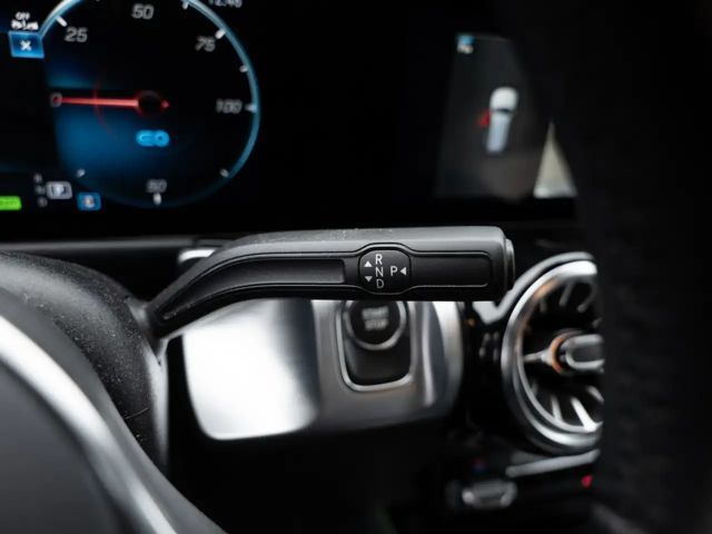 Mercedes-Benz EQB 300 4MATIC Progressive