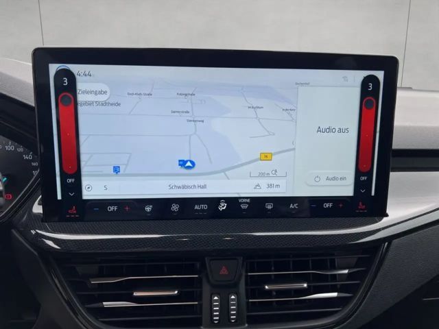 Ford Focus ST Line Wagon