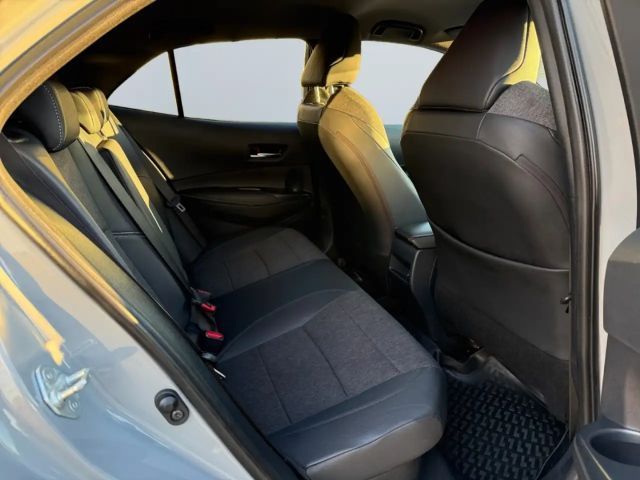 Toyota Corolla Hybride Team D