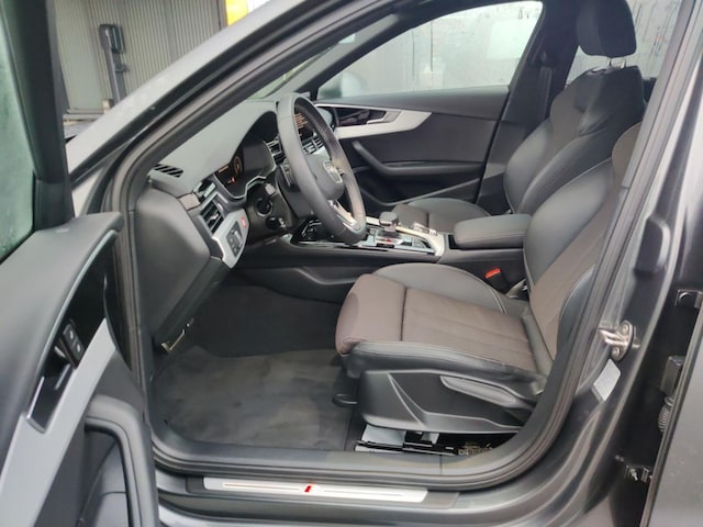 Audi A4 45 TFSI Avant Quattro S-Line S-Tronic
