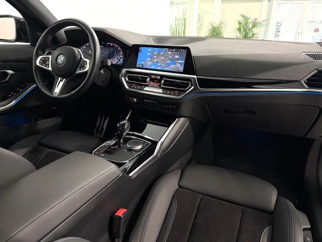 BMW 330 330e M-Sport xDrive