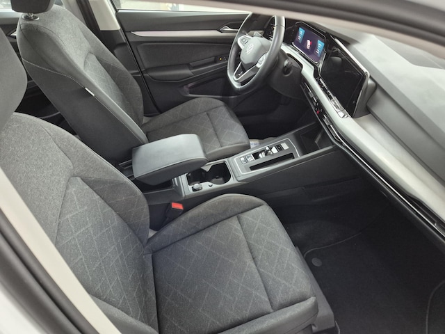 Volkswagen Golf 1.5 eTSI DSG Life Variant