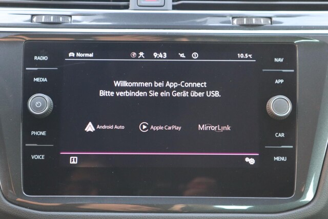 Volkswagen Tiguan Tiguan 1,5 TSI Active Klima Navi Einparkhilfe