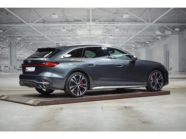 Audi S5 Avant Quattro