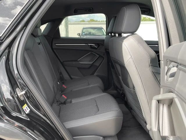 Audi Q3 35 TFSI S-Line S-Tronic