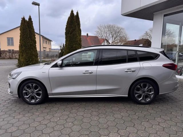 Ford Focus ST Line Wagon
