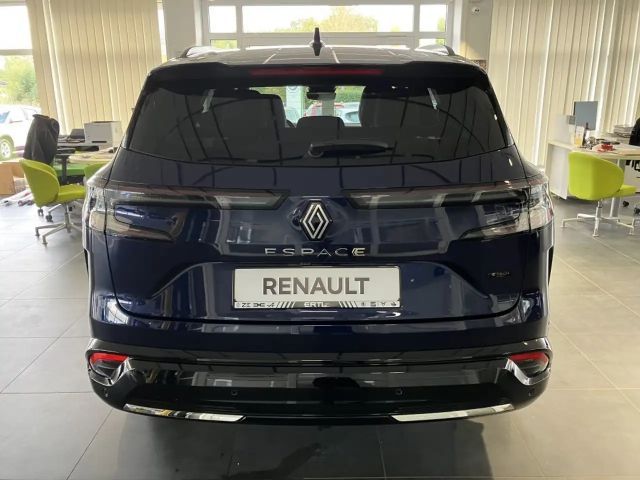 Renault Espace E-Tech Hybrid Iconic