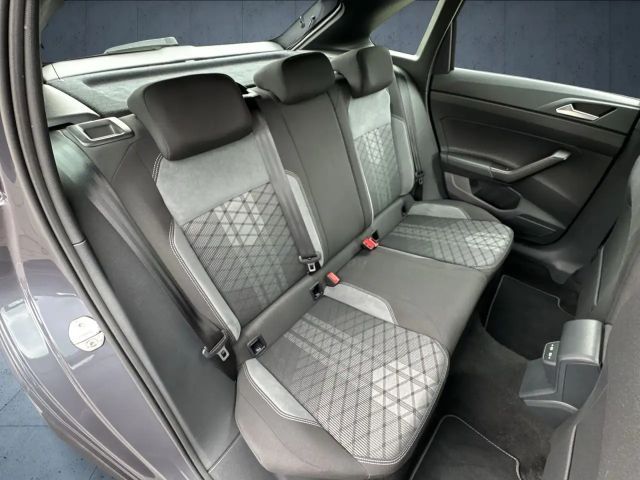 Volkswagen Taigo 1.0 TSI DSG R-Line