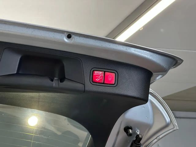 Mercedes-Benz GLA 200 4MATIC GLA 200 d