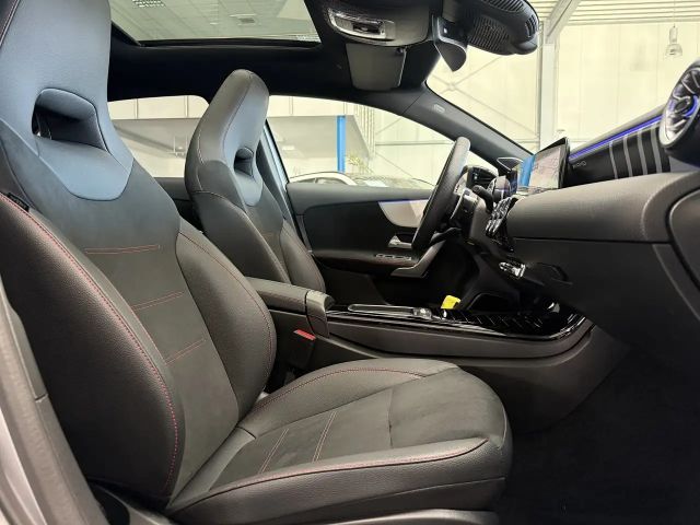 Mercedes-Benz A 35 AMG 4MATIC AMG Line