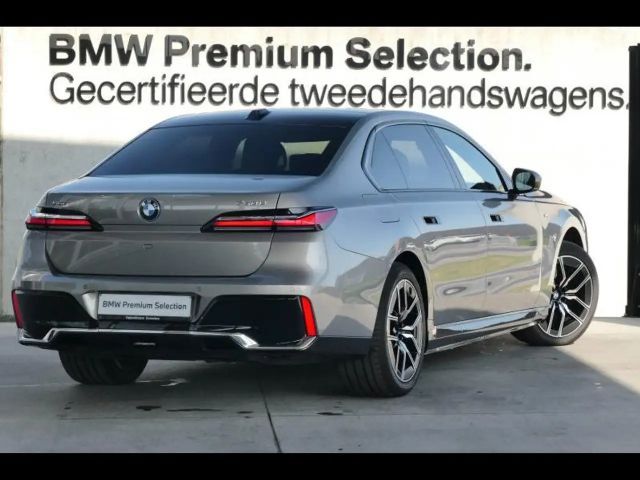 BMW 750 M-Sport Sedan xDrive