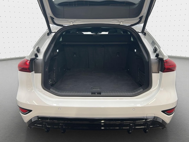 Audi A6 e-tron Avant Quattro