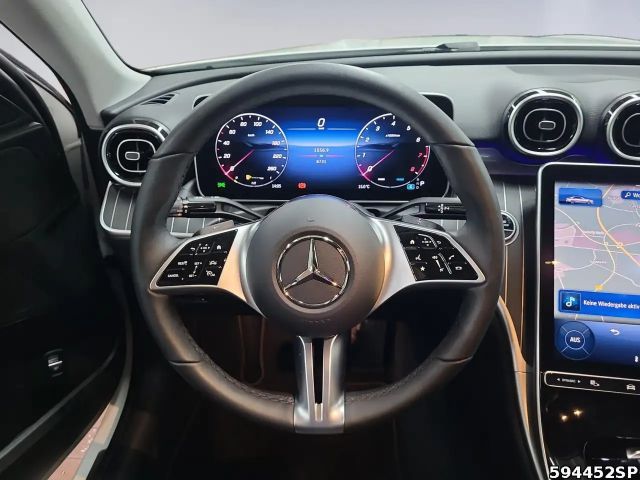 Mercedes-Benz C 180 AVANTGARDE Sedan