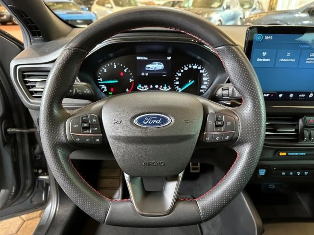 Ford Focus ST Line Wagon