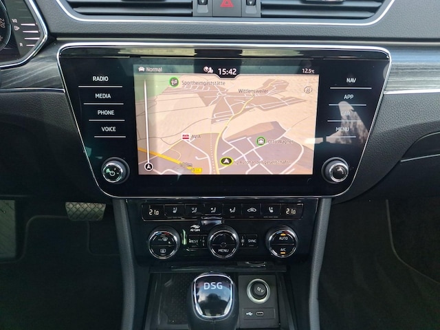 Skoda Superb 2.0 TDI Combi