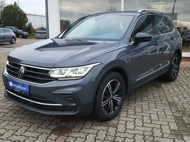 Volkswagen Tiguan 2.0 TDI DSG