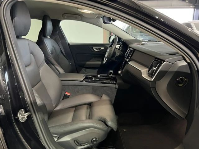 Volvo V60 AWD Bright Plus Recharge T6
