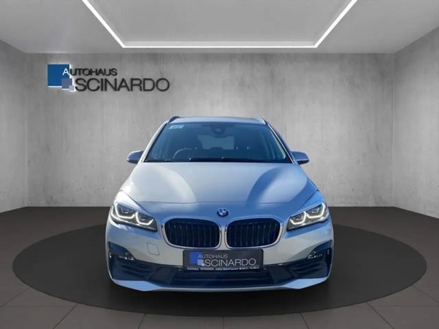 BMW 218 218d Gran Tourer Sport Line