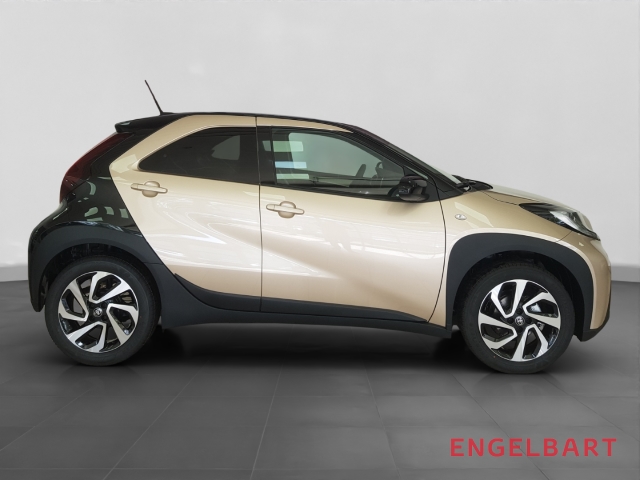 Toyota Aygo X 5-deurs Basis Team D