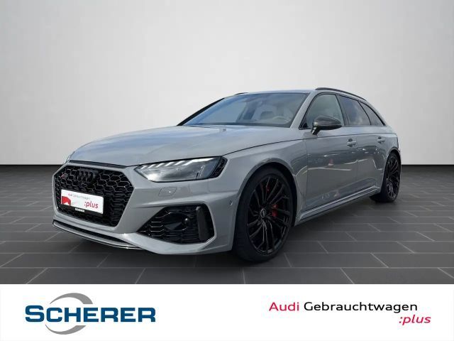 Audi RS4 PANO B&O MATRIX HUD MMI KERAMIK SHZ