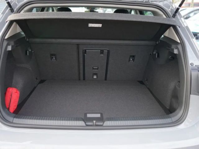 Volkswagen Golf 1.5 eTSI Golf VIII