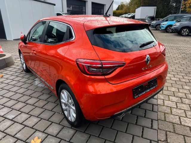 Renault Clio Intens TCe 90