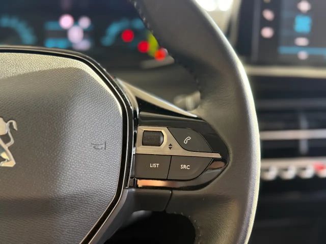 Peugeot E-2008 Active Pack