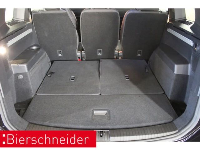 Volkswagen Touran 1.5 TSI DSG R-Line Style