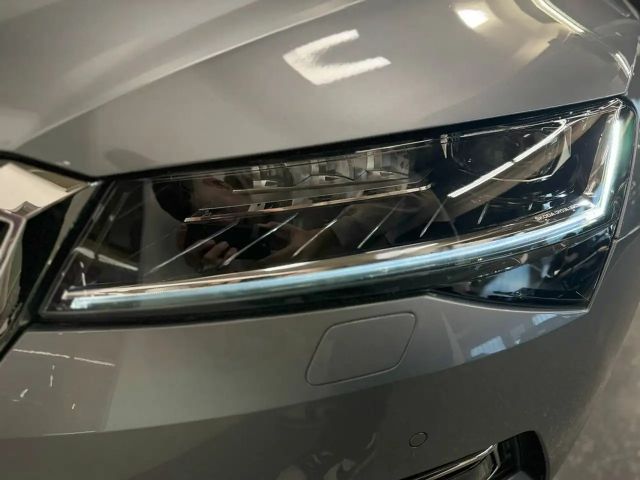 Skoda Superb Style Style