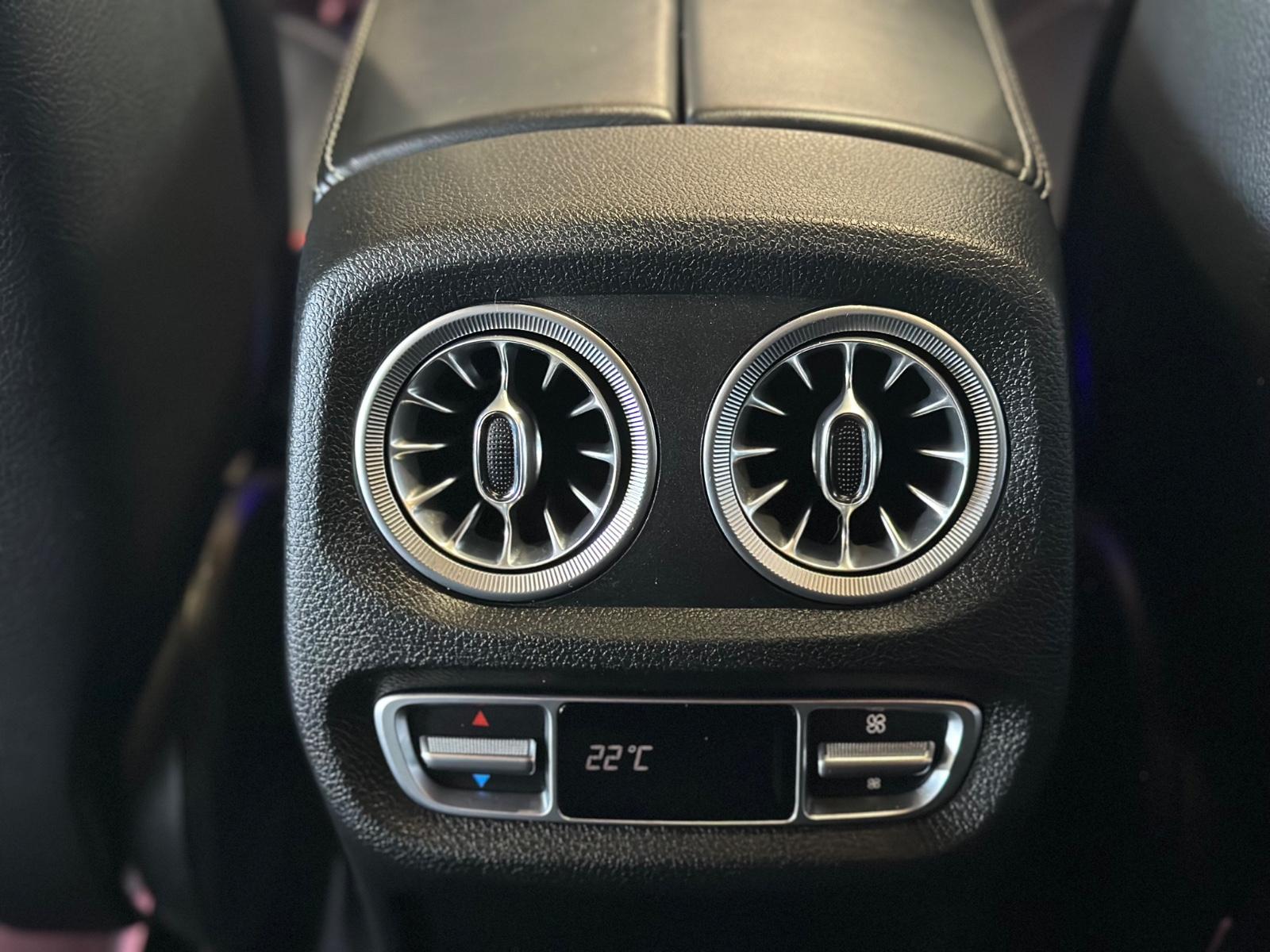 Mercedes-Benz AMG G 2.HA/BURM/NIGHT II/SUPERIOR/22LM/CARBON