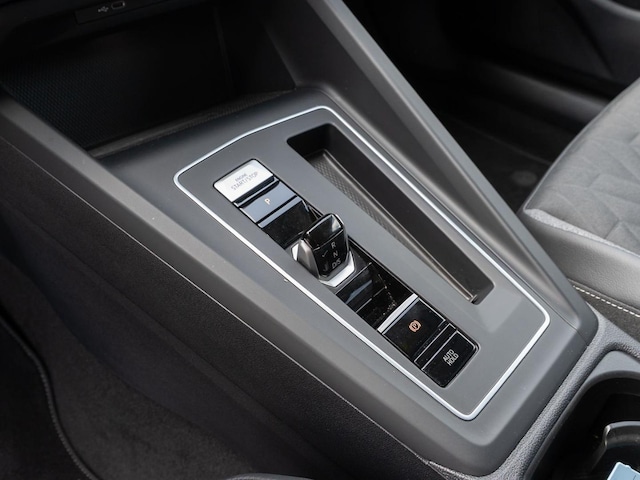 Volkswagen Golf 2.0 TDI DSG Variant