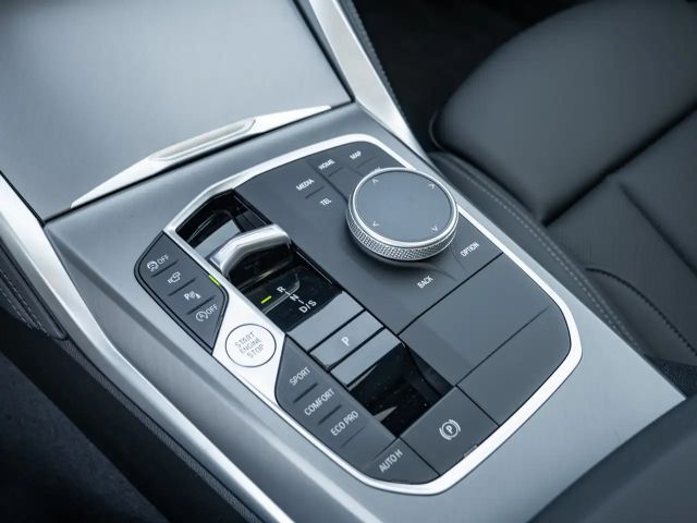 BMW 220 220i Coupé M-Sport