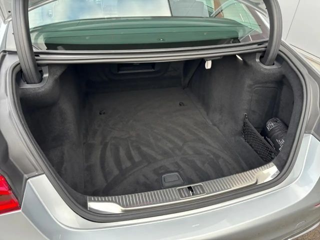 Mercedes-Benz S 350 4MATIC S 350 d Sedan