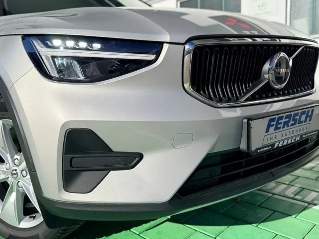 Volvo XC40 Core Momentum