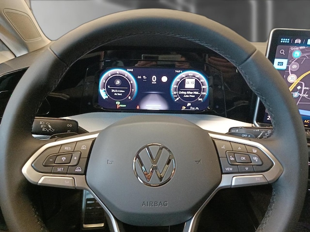 Volkswagen Golf 1.5 eTSI DSG Golf VIII