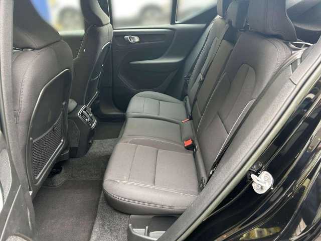 Volvo XC40 Core Recharge