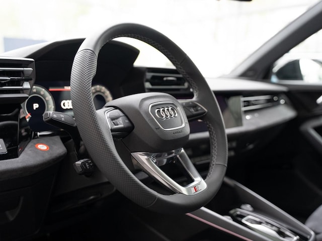 Audi A3 35 TFSI S-Line S-Tronic Sportback