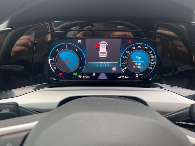 Volkswagen Golf 2.0 TDI DSG Life Variant