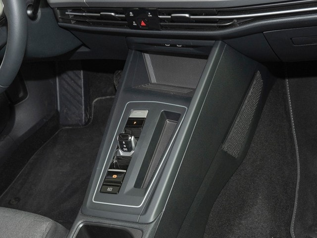 Volkswagen Golf 1.5 eTSI DSG Golf VIII