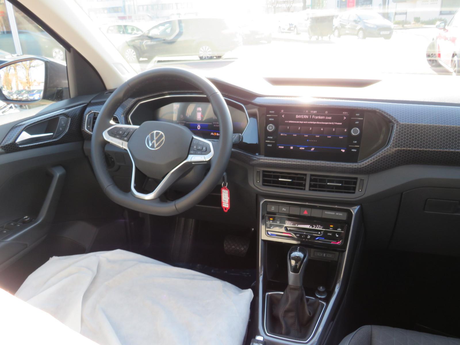 Volkswagen T-Cross Life