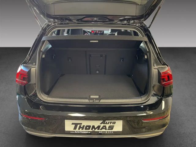 Volkswagen Golf 1.5 eTSI DSG