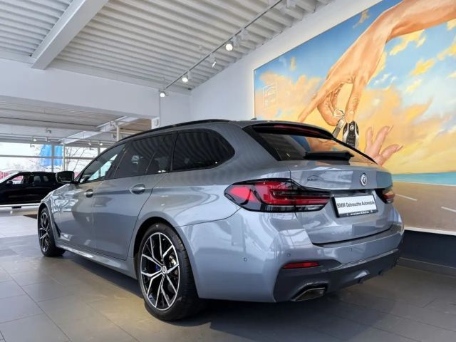 BMW 530 530i M-Sport Touring xDrive