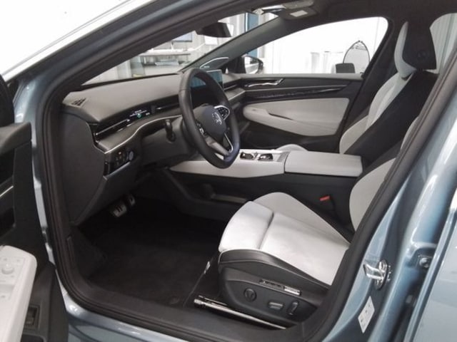 Volkswagen ID.7 286PS NP.74 AHK.AREA-VIEW.5JG.HEAD-UP.20 MASSAGE.DCC