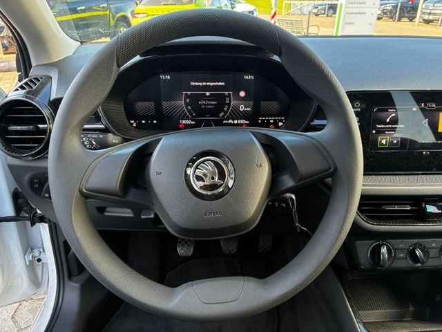 Skoda Fabia FABIA Essence